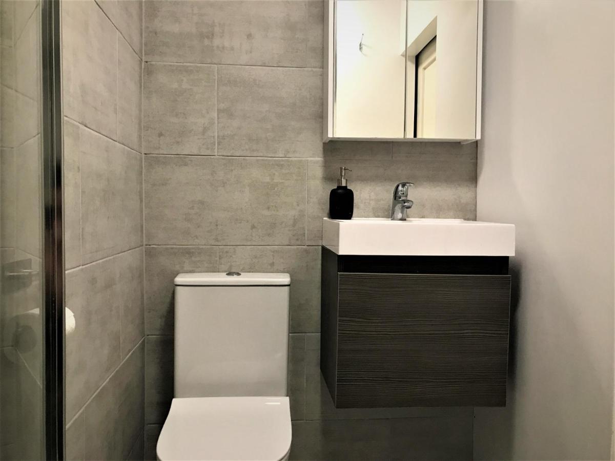 Bijou Annexe, Sea View, Private Entrance & Parking - Folkestone 호텔 외부 사진