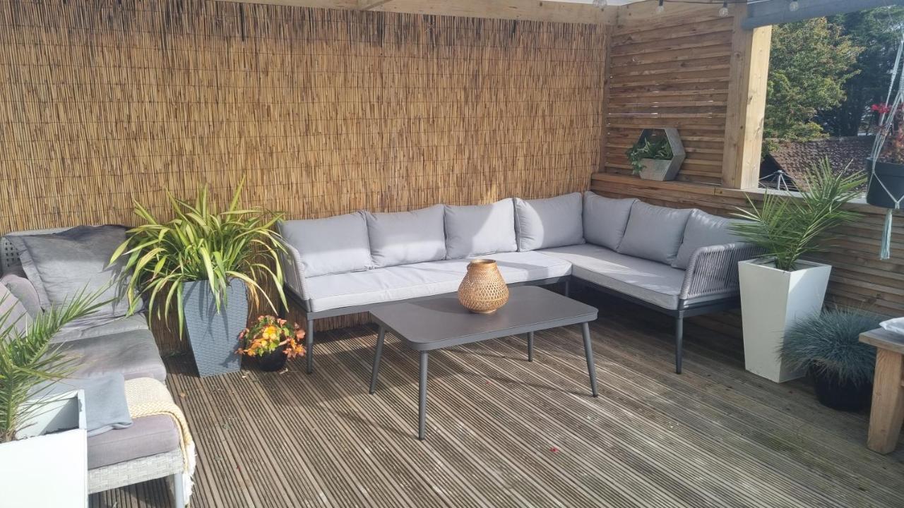Bijou Annexe, Sea View, Private Entrance & Parking - Folkestone 호텔 외부 사진
